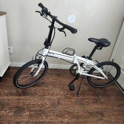 Tern Link C7 folding bike. 