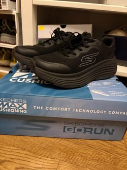 SKETCHERS MAX CUSHIONING ENDEAVOUR BLACK WOMEN’S