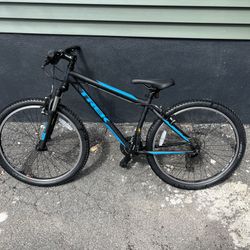 Trek Black And Blue Mountain Bike 26 Inch”