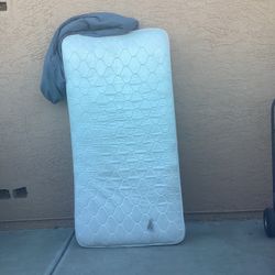 Twin Mattress With Mattress Protector Cover And Sheet