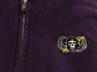 Guerrillas hooded zip up sweatshirt large