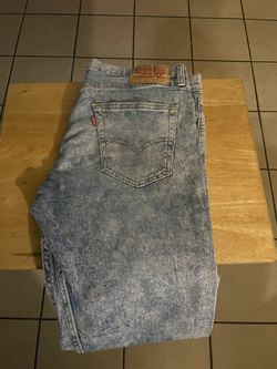 Blue Levi’s Jeans 