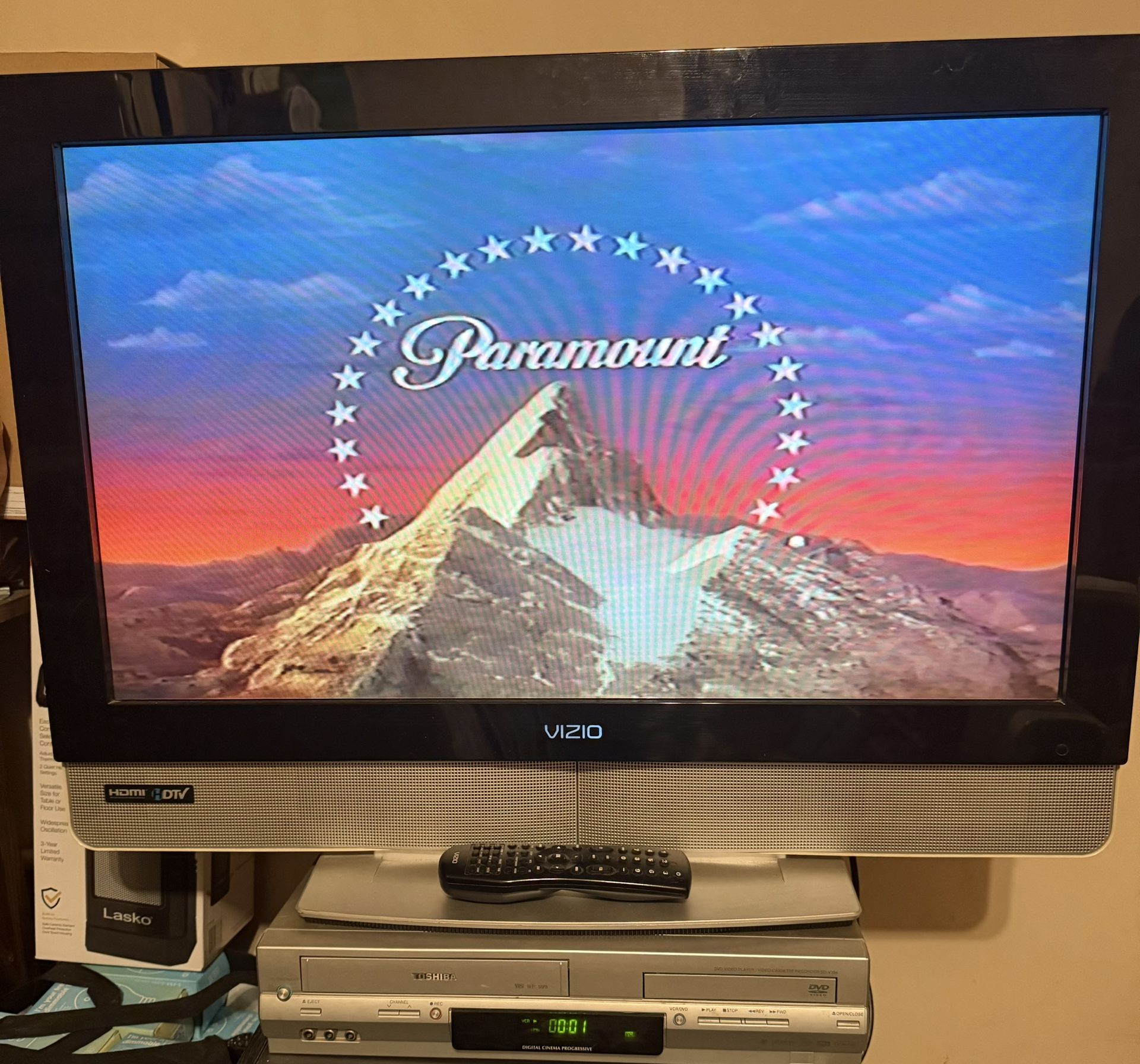 Vizio VX32L HDTV