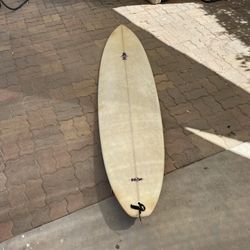 7’10 South Coast Surfboard