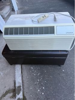 In-wall electric air conditioner