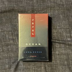 Prada Rossa Luna Ocean