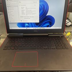 Dell G5 Gaming Laptop 