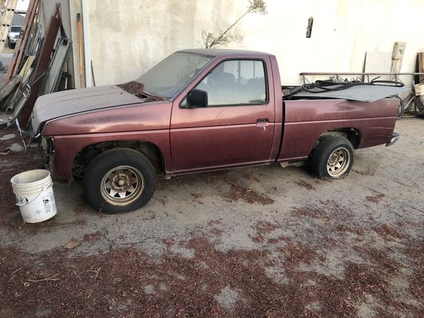 1987 Nissan hardbody for Sale in Perris, CA - OfferUp
