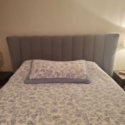 Queen Bed