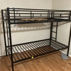 Free bunk bed