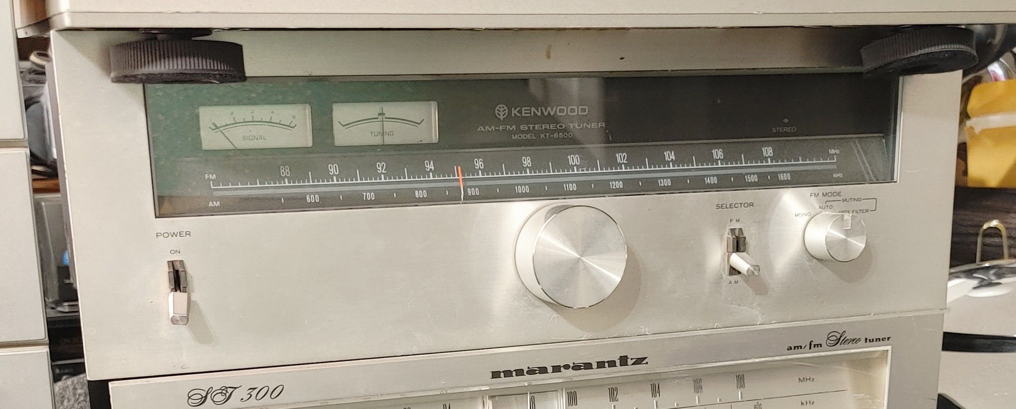 Vintage 1970's Kenwood KT-6500 AM/FM Stereo Tuner Audio Component Receivers
*untested, test video and pics available upon request.