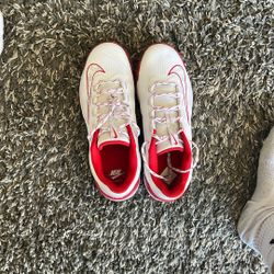 Nike Baseball Turfs red and white 