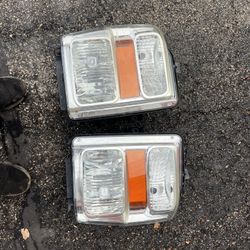 08 09 10 Ford SuperDuty F250 F350 Headlights  Head Lamp  Left And Right OEM