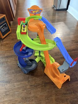 Hot Wheels Track And Cars