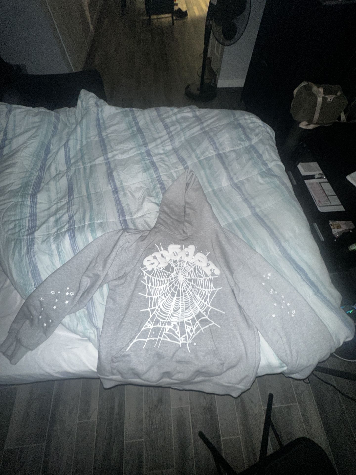 grey sp5der hoodie
