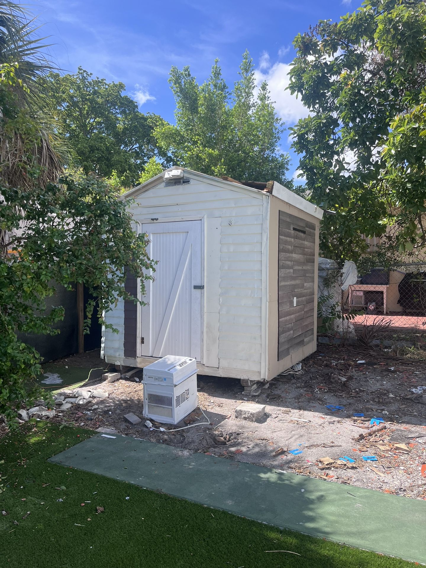 Shed