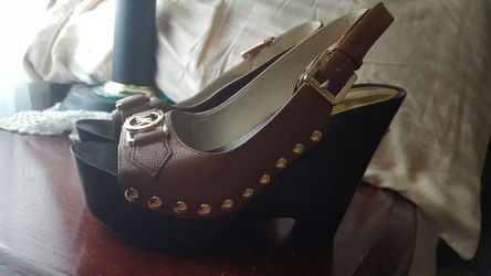Michael kors shoes size 6