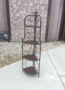 Corner foldable bookshelf and ornament shelf