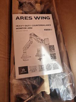 Ares wing ultra wide monitor arm (Desk Mounted)