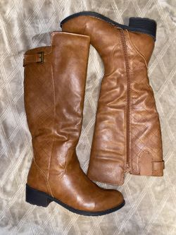 8.5 Cognac Boots
