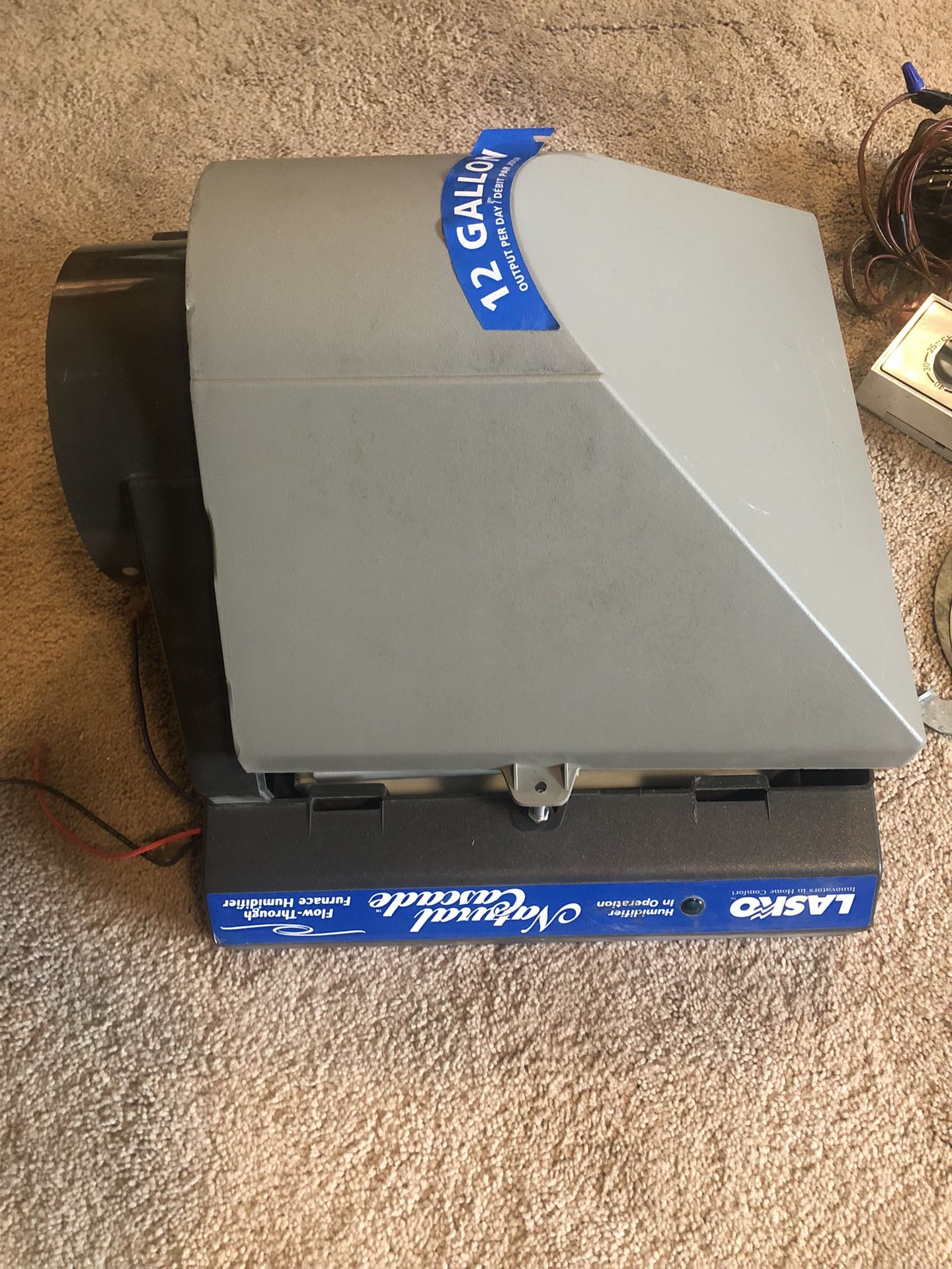 LASKO 5000 Whole House 12 Gallon High Efficiency Humidifier Complete