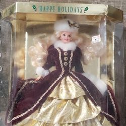 Mattel Happy Holidays 1996 Special Edition Barbie 15646 Burgundy Velvet Gold