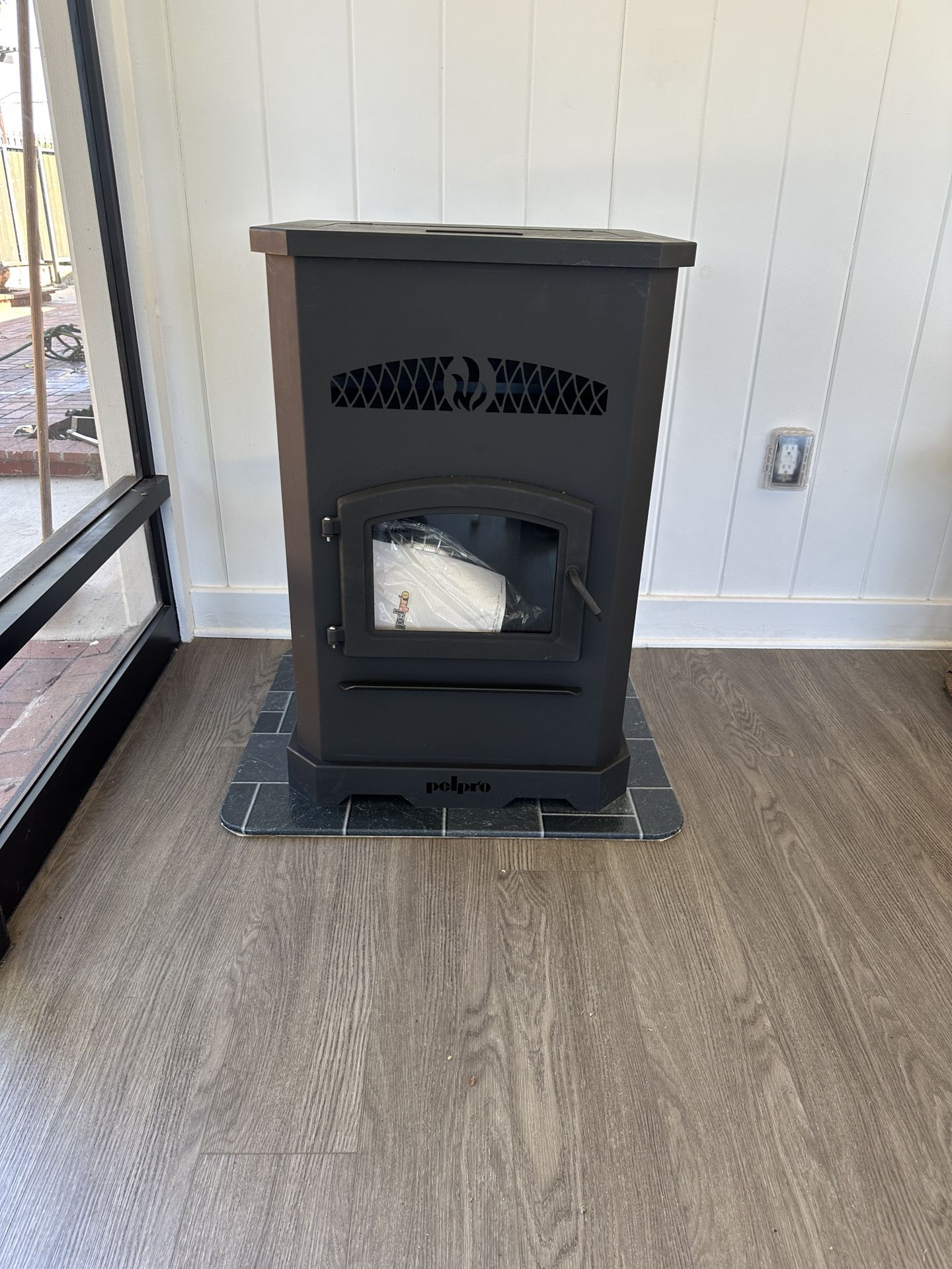 Pelpro Stove
