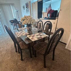Dinning Table with 6 chairs set