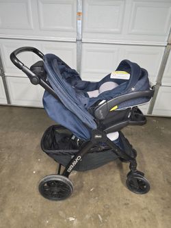 Chicco Bravo Travel System with KeyFit 30