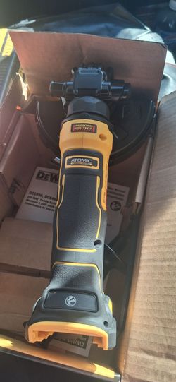 Grainer Dewalt Atomic 20v