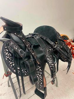 Montura charra lasser con fuste forrado
