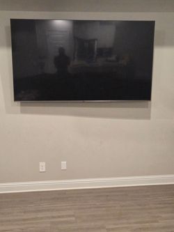 86" LG TV