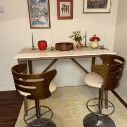 Table + Vintage Retro Adjustable Stools