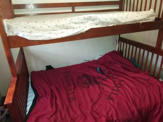 Twin and full size bunk beds and they come apart into single beds