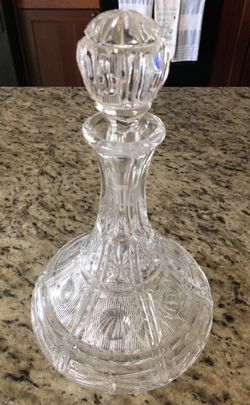 Crystal decanter