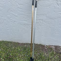 VINTAGE  12'  GOLF BALL RETRIEVER