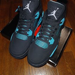 Air Jordan 4s Size 9.5 