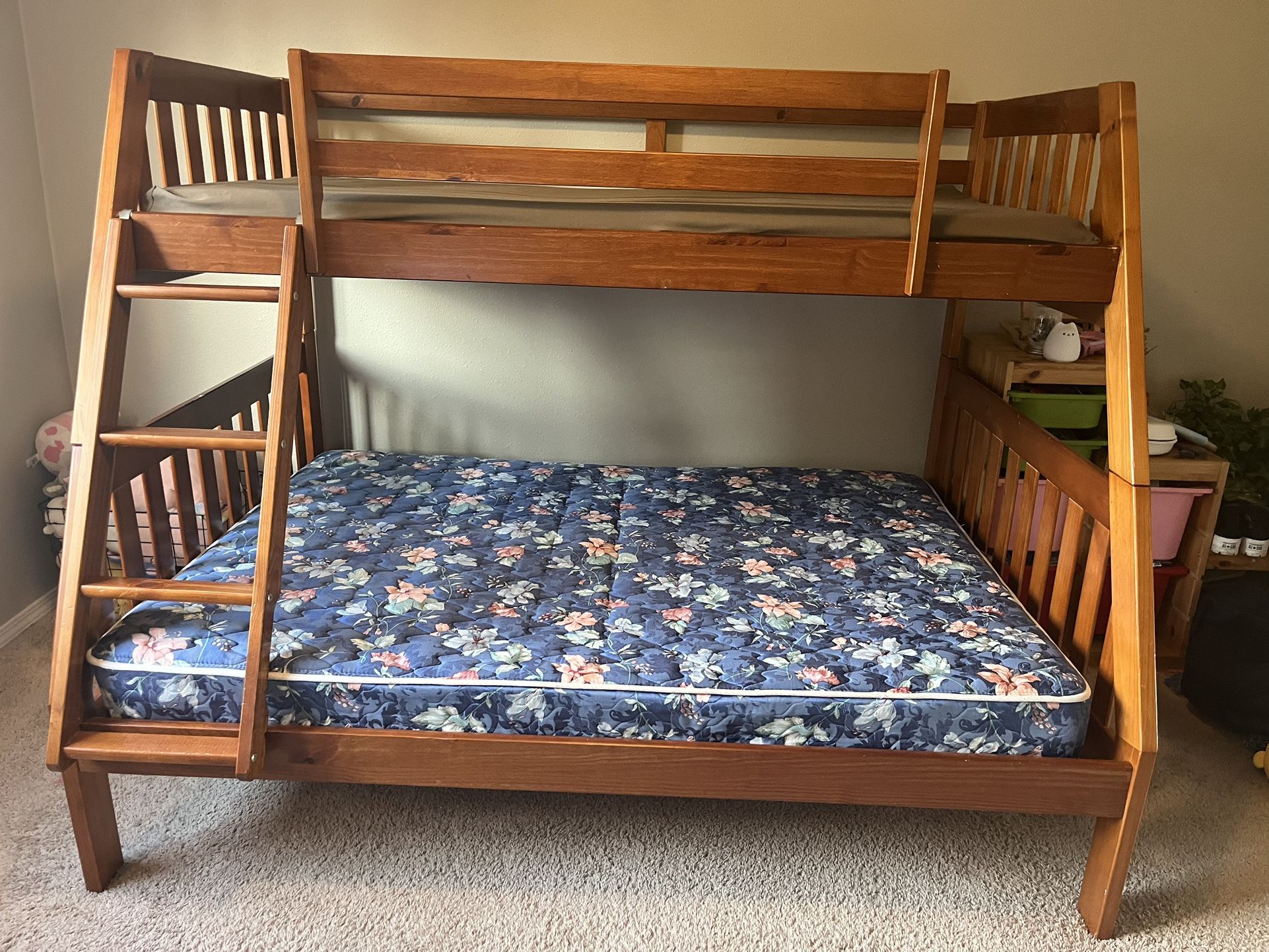 Nice twin over full wooden bunk bed (mattresses included)