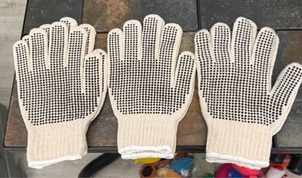 3 Pair of Work Gloves. Men’s Large
