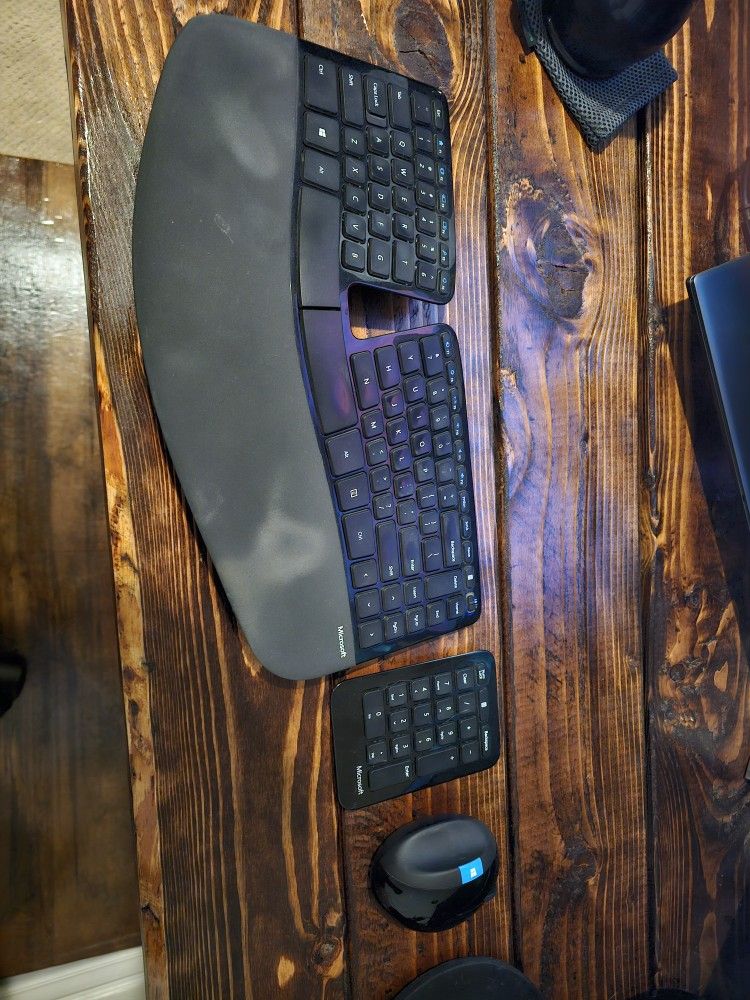 Microsoft Sculpt Ergonomic Wireless Keyboard And Mouse 
