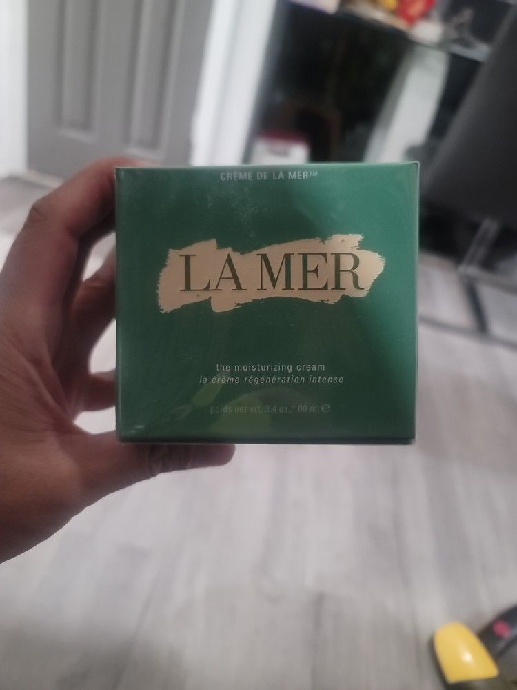 La Mer Moisturizing Cream 