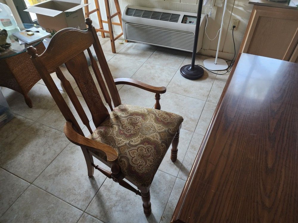 Dining Table With Leaf