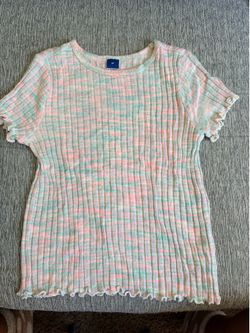 Colorful short sleeve shirt