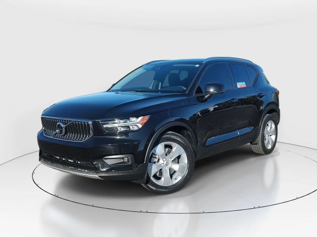 2021 Volvo XC40