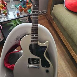 Silver Epiphone Les Payl Junior