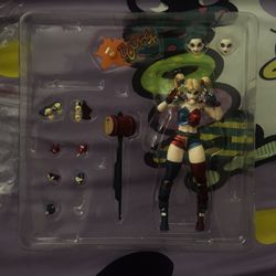 Revoltech amazing Yamauguchi KO Harley Quin Figure *TRADE*