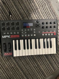 Akai mpk 22s