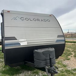 2022 Colorado by Dutchman