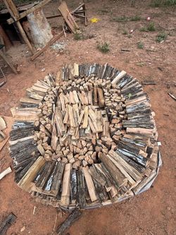 Selling camping/cooking seasoned/kiln dried  red oak white oak and hickory  fire wood
