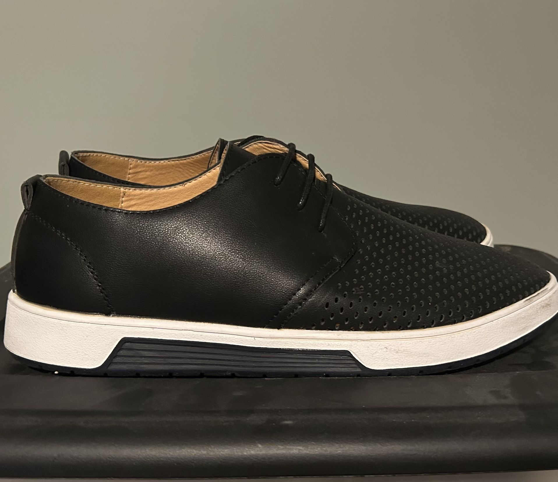 summer Mens round toe ventilate Casual Lace Up Sneakers sport Shoes Size 9